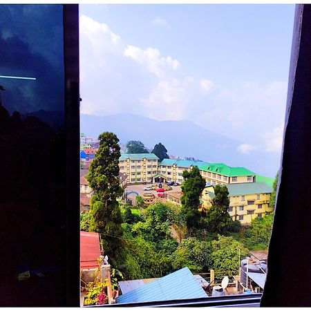 Hotel Premium Pitstop Near Railway Station Best Hotel In Darjeeling Darjeeling  Exterior foto